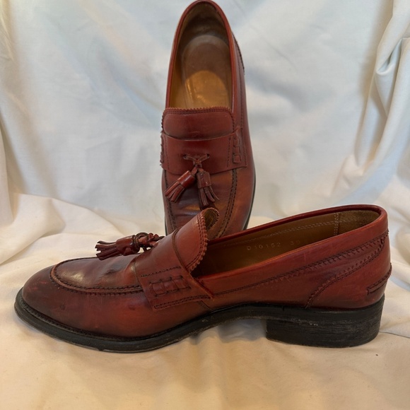 Women’s Sartori burgundy loafer. Size 39 - Picture 3 of 10